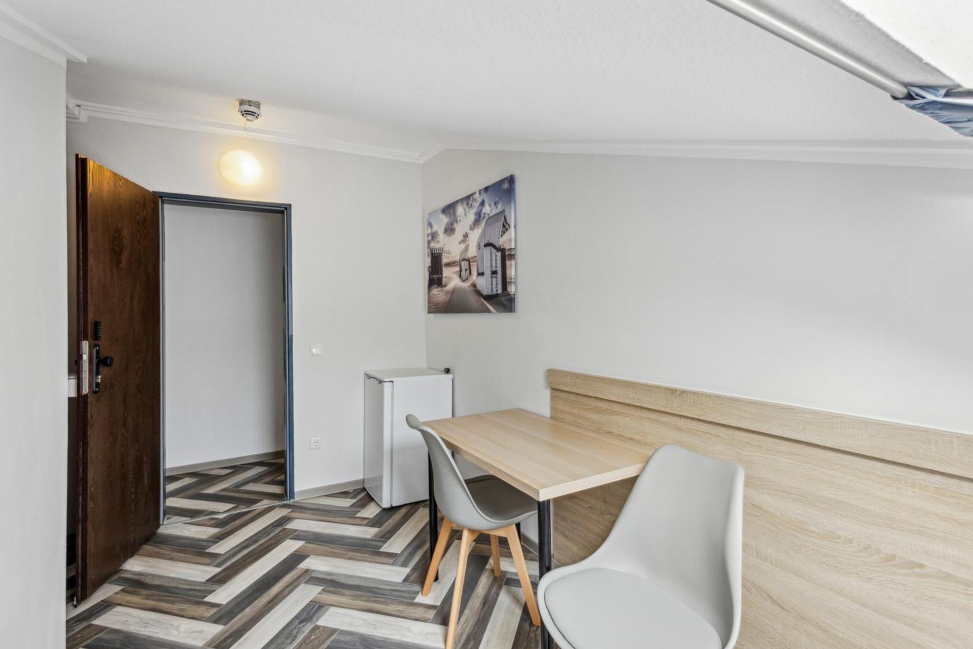 Sali Homes - Ferienwohnung In Kevelaer - Basic Экстерьер фото